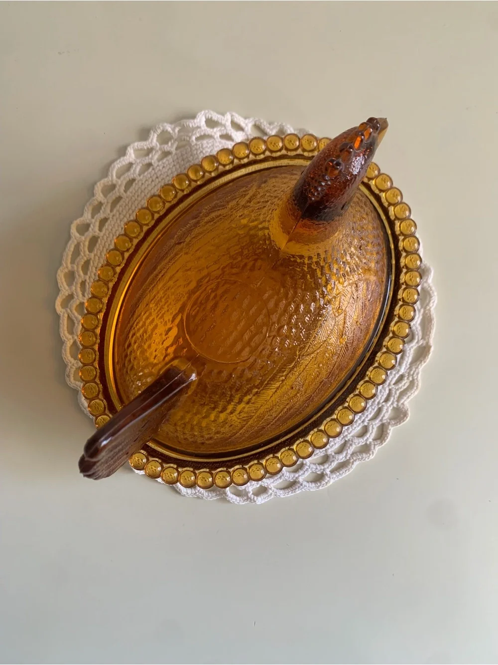 Vintage Indiana Glass Amber Hen on Nest 7” Beaded Rim Covered Dish